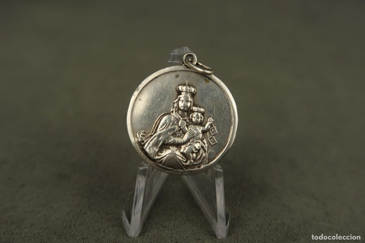 Antig&uuml;edades: Antigua Medalla Religiosa de Plata - Foto 3