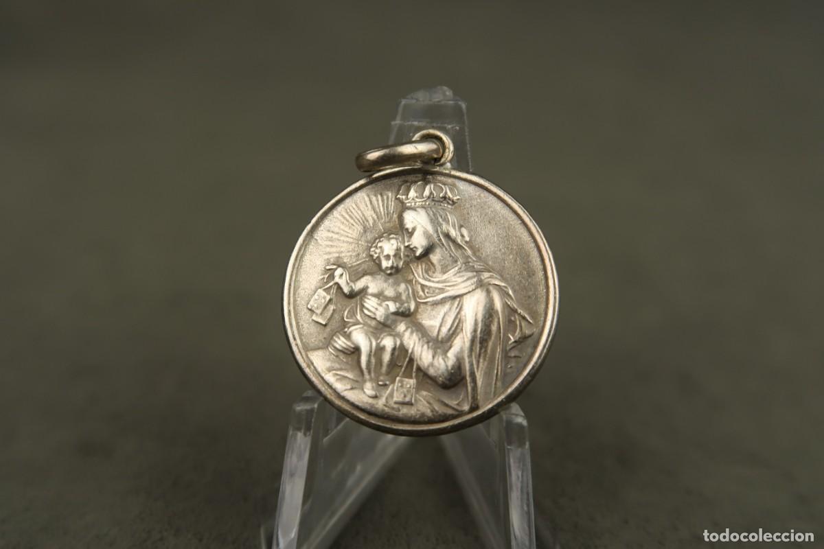 Antig&uuml;edades: Antigua Medalla Religiosa de Plata - Foto 3