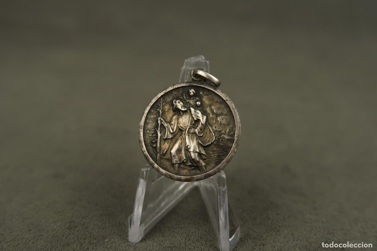 Antig&uuml;edades: Antigua Medalla Religiosa de Plata - Foto 1