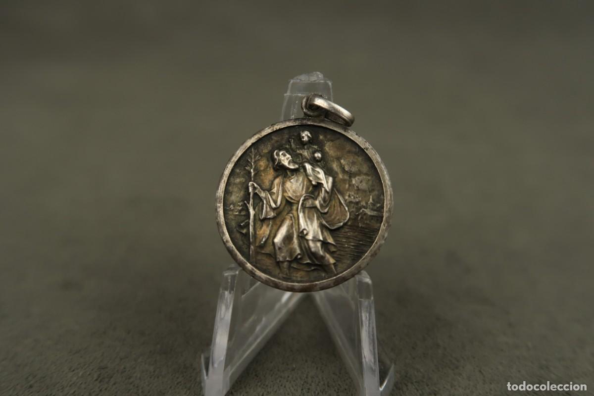 Antig&uuml;edades: Antigua Medalla Religiosa de Plata - Foto 2