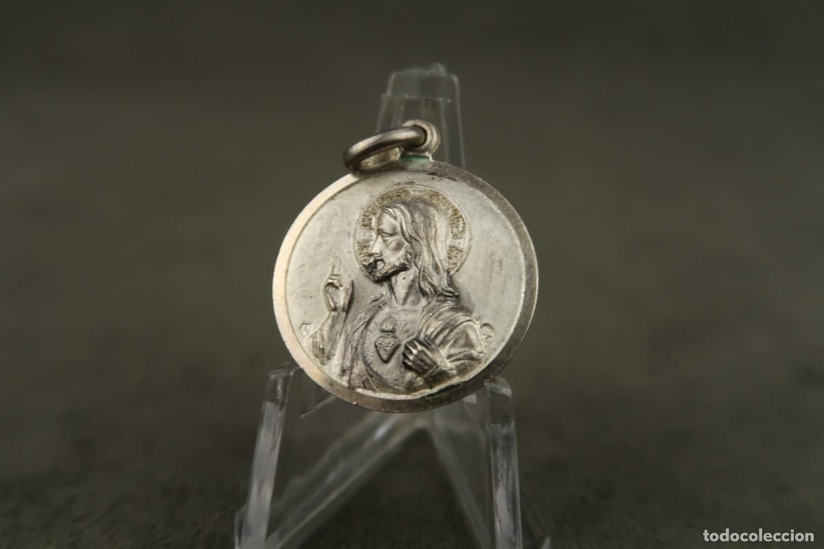 Antig&uuml;edades: Antigua Medalla Religiosa de Plata - Foto 3