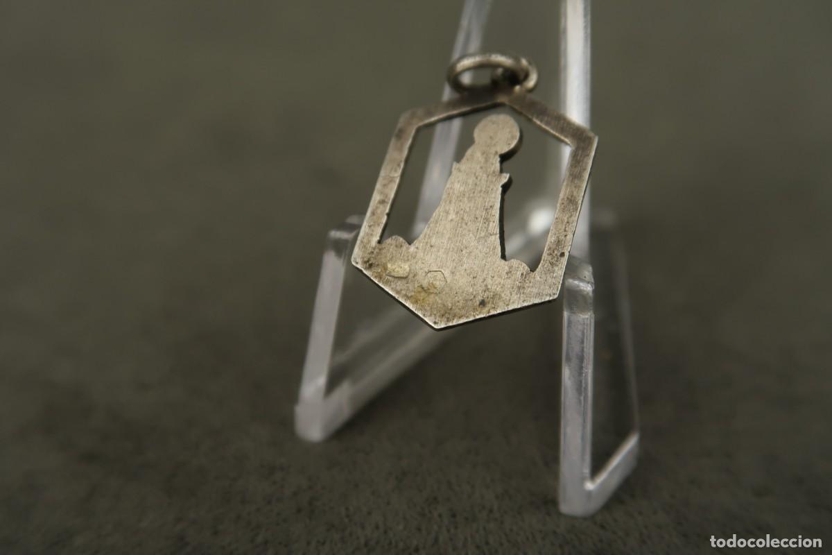 Antig&uuml;edades: Antigua Medalla Religiosa de Plata - Foto 5