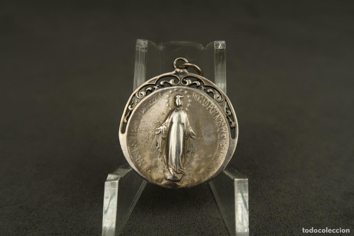 Antig&uuml;edades: Antigua Medalla Religiosa de Plata - Foto 4