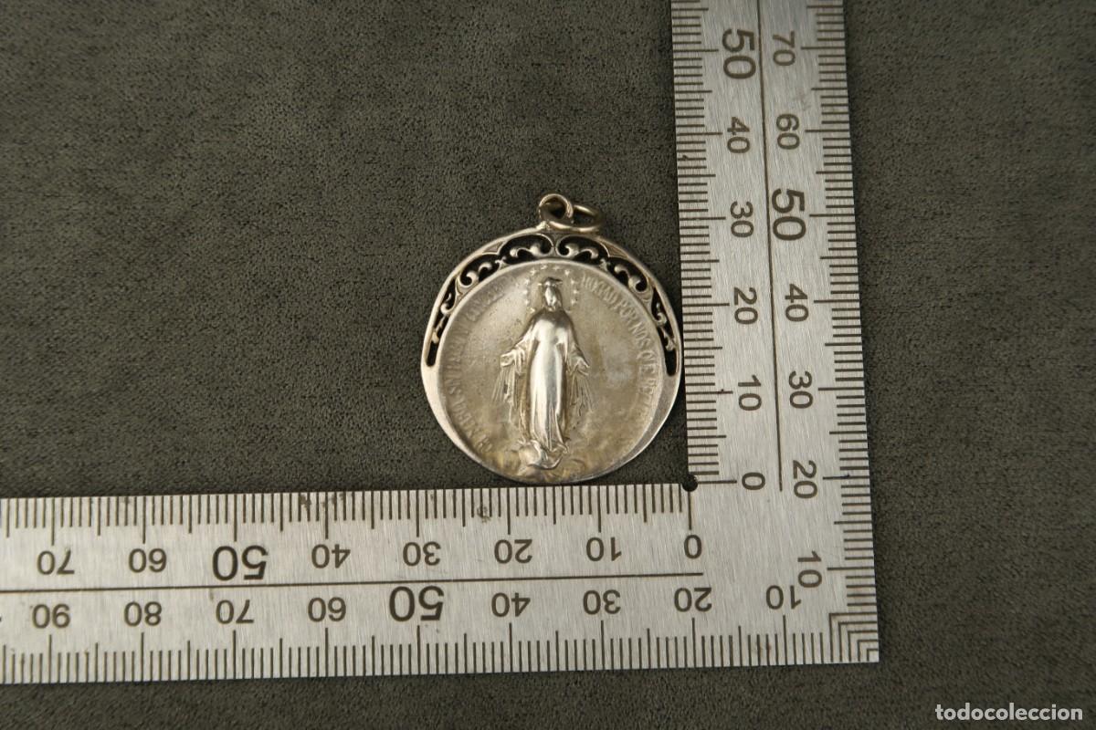 Antig&uuml;edades: Antigua Medalla Religiosa de Plata - Foto 9