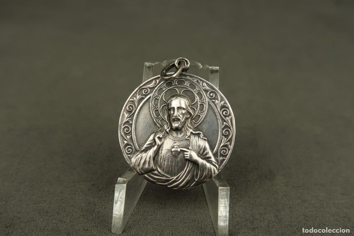 Antig&uuml;edades: Antigua Medalla Religiosa de Plata - Foto 2