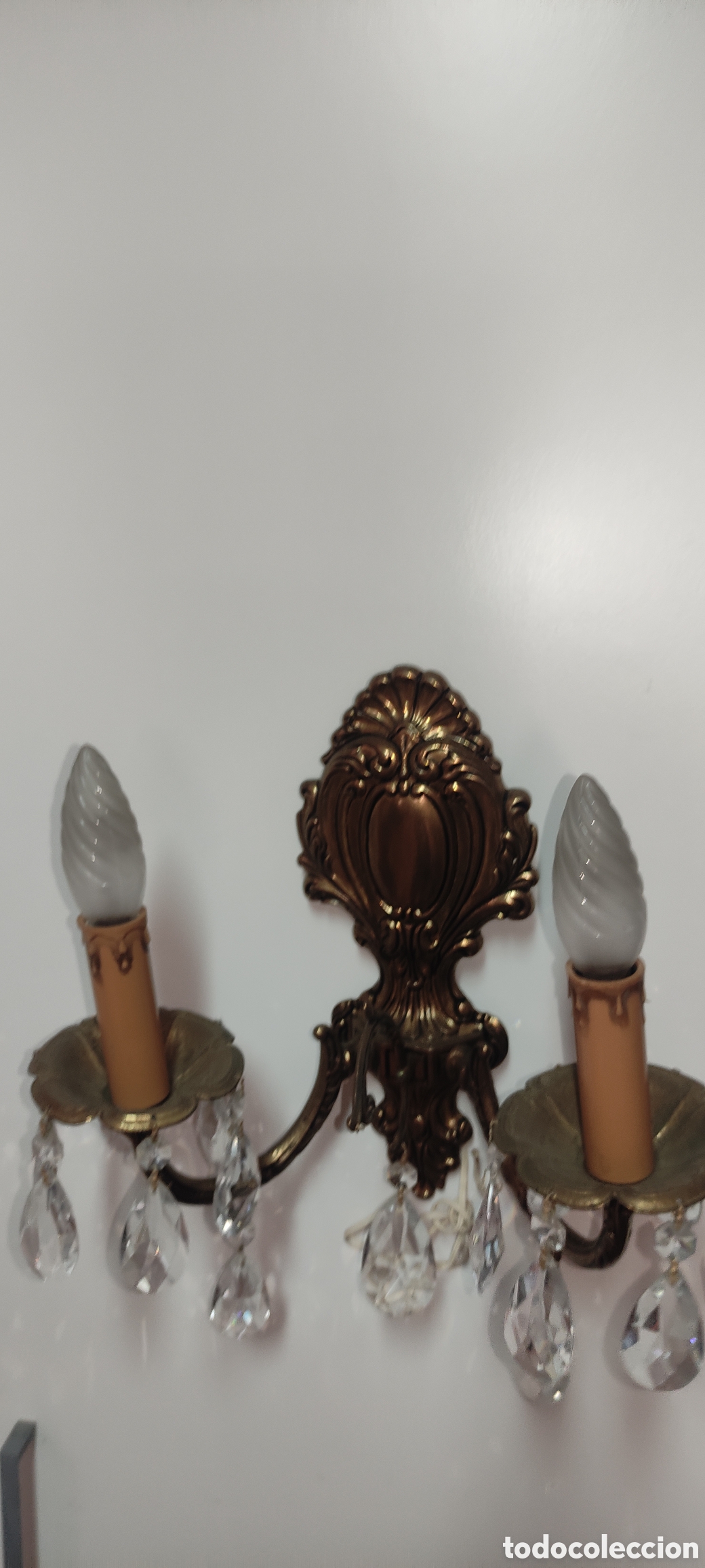 Antig&uuml;edades: Aplique de dos brazos de bronce - Foto 5
