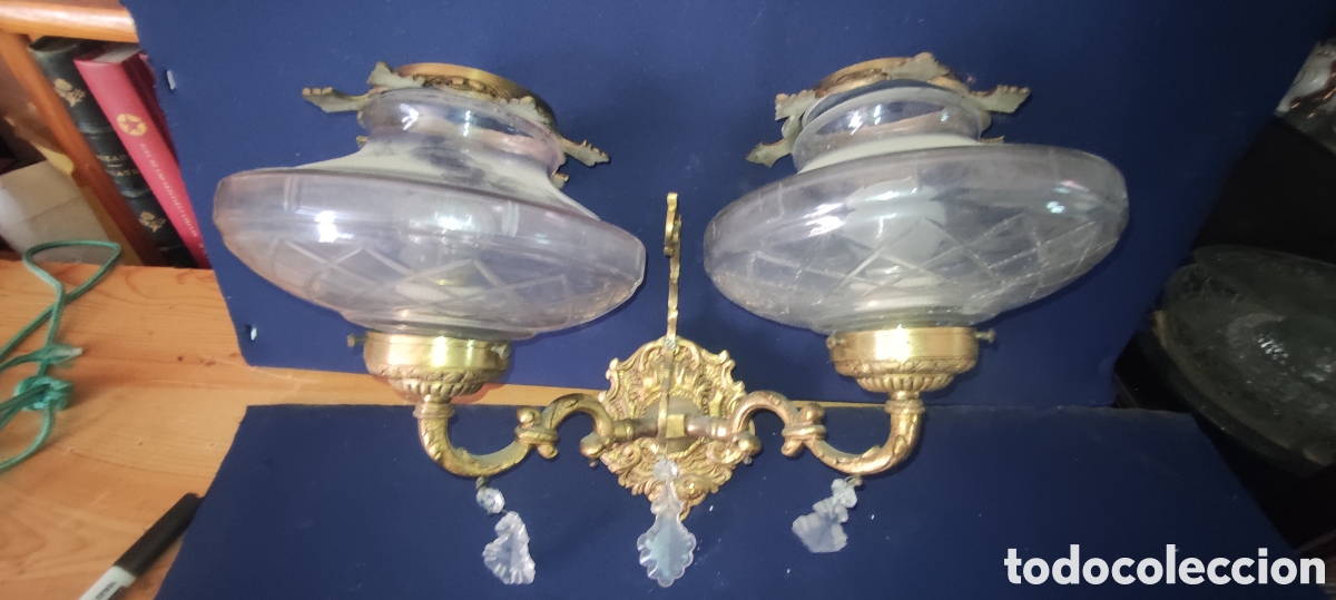 Antig&uuml;edades: Antiguo aplique de bronce con tulipas - Foto 6