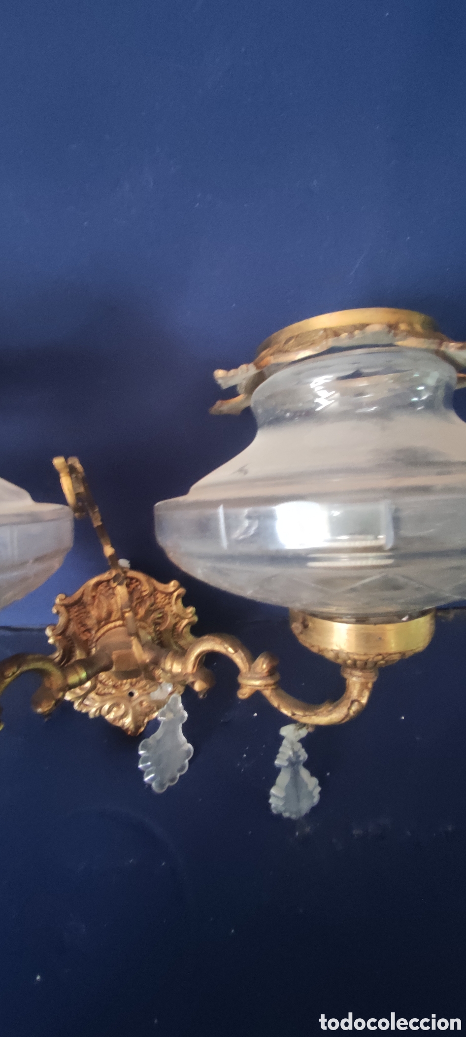 Antig&uuml;edades: Antiguo aplique de bronce con tulipas - Foto 10