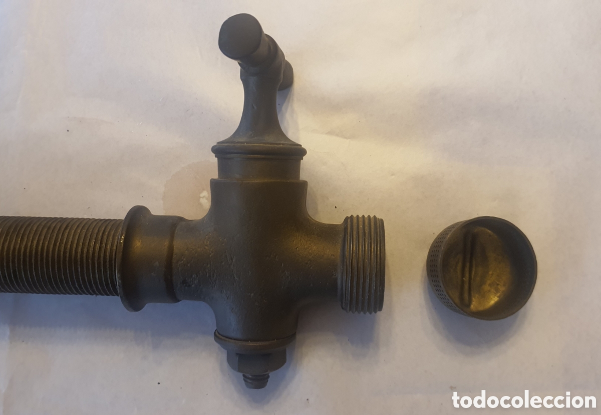 Antig&uuml;edades: Grifo antiguo de bronce para uso de bodega - Foto 6