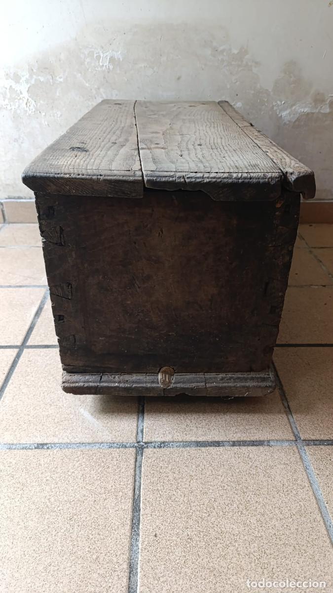 Antig&uuml;edades: Arc&oacute;n r&uacute;stico antiguo de madera maciza - Foto 3