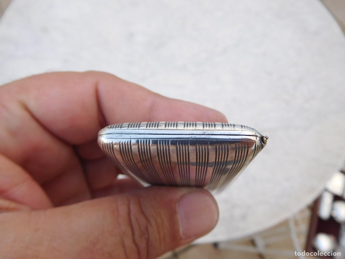 Antig&uuml;edades: Pitillera antigua de plata - Foto 7