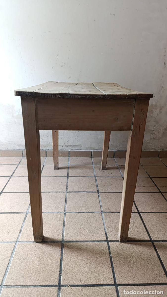 Antig&uuml;edades: Mesa r&uacute;stica antigua de madera maciza - Foto 3
