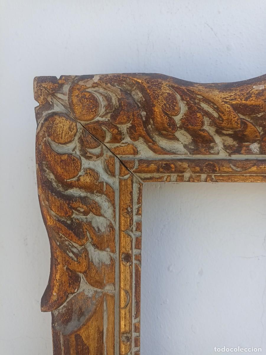 Antig&uuml;edades: Antiguo marco de madera tallada. Pan de oro. - Foto 3