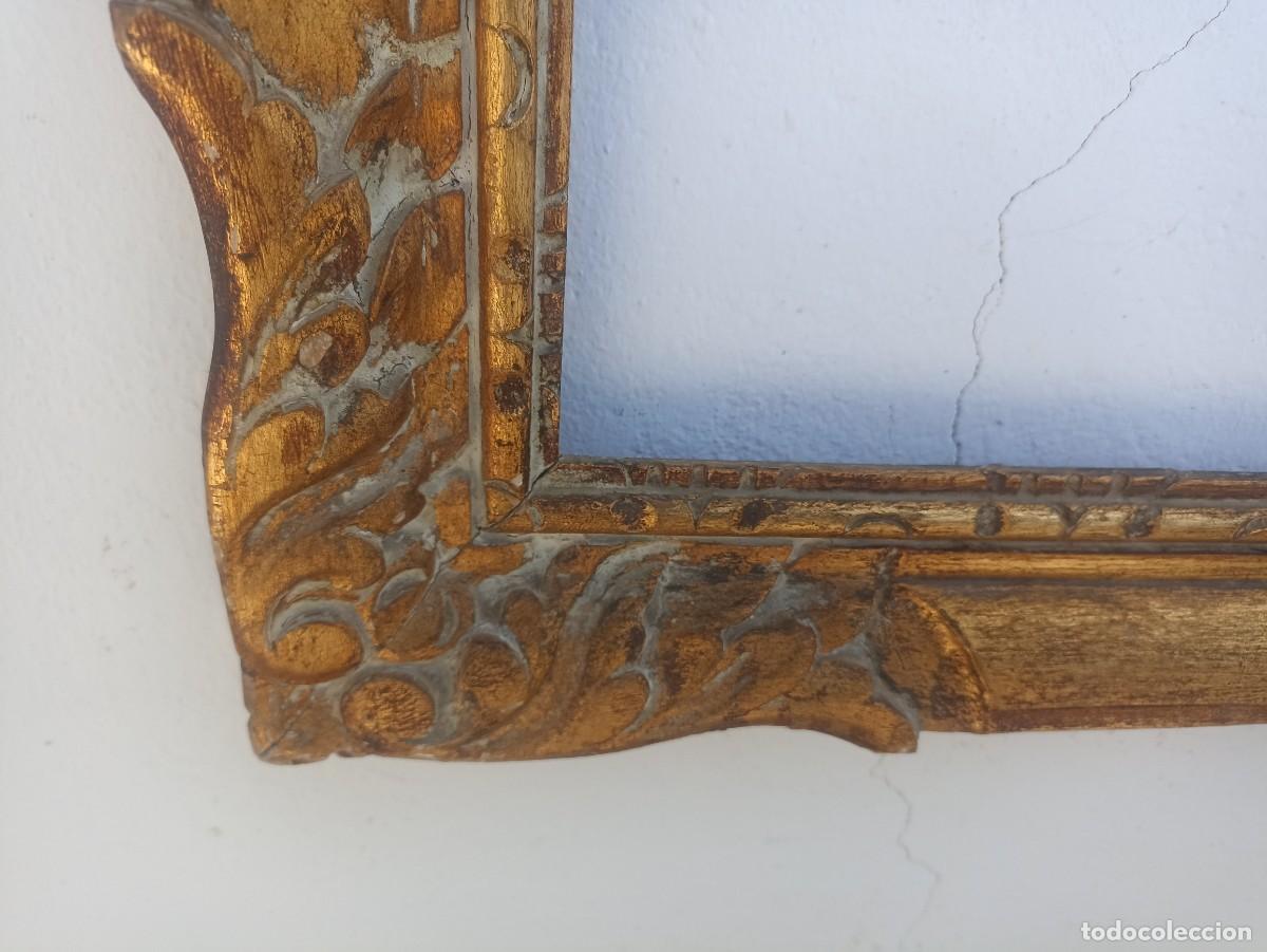 Antig&uuml;edades: Antiguo marco de madera tallada. Pan de oro. - Foto 4
