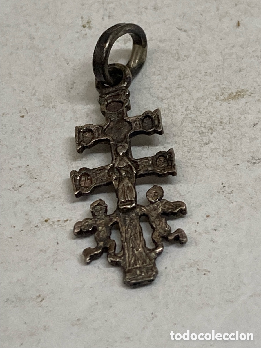 Antig&uuml;edades: Cruz de plata religiosa C345 - Foto 1