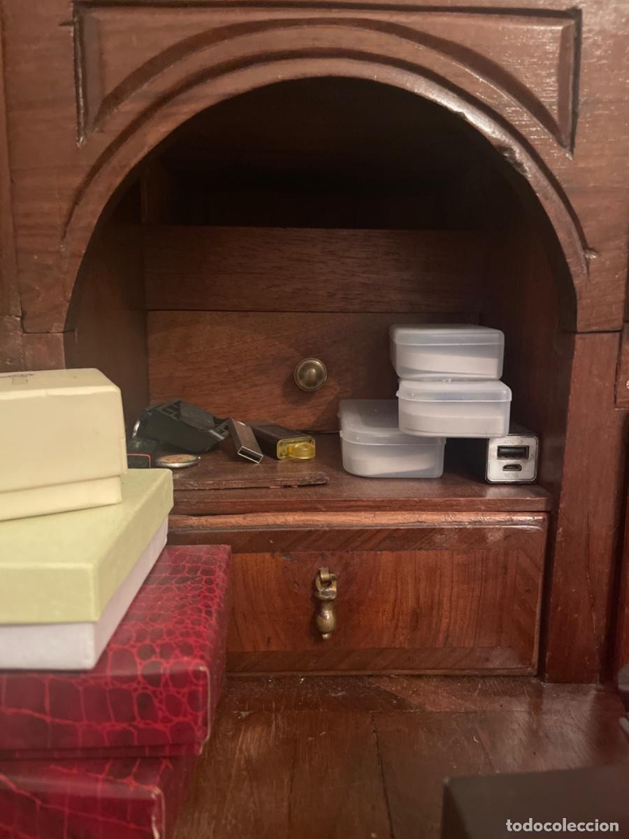 Antig&uuml;edades: C&oacute;moda secreter siglo XVIII - Foto 3