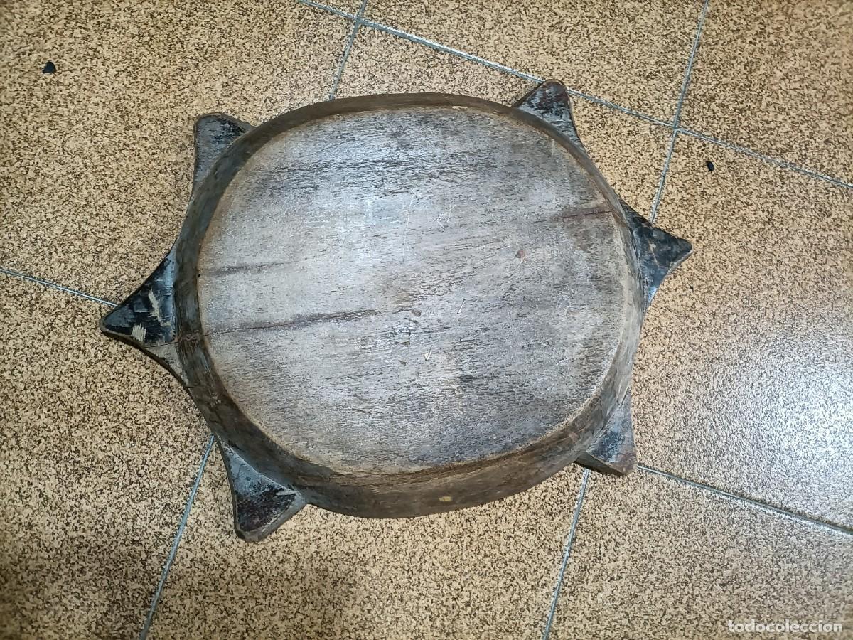 Antig&uuml;edades: BANDEJA DE MADERA AFRICANA - Foto 3