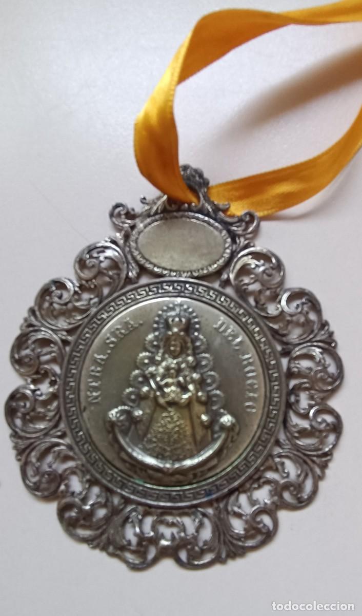 Antig&uuml;edades: Medalla de cuna virgen del roc&iacute;o - Foto 2