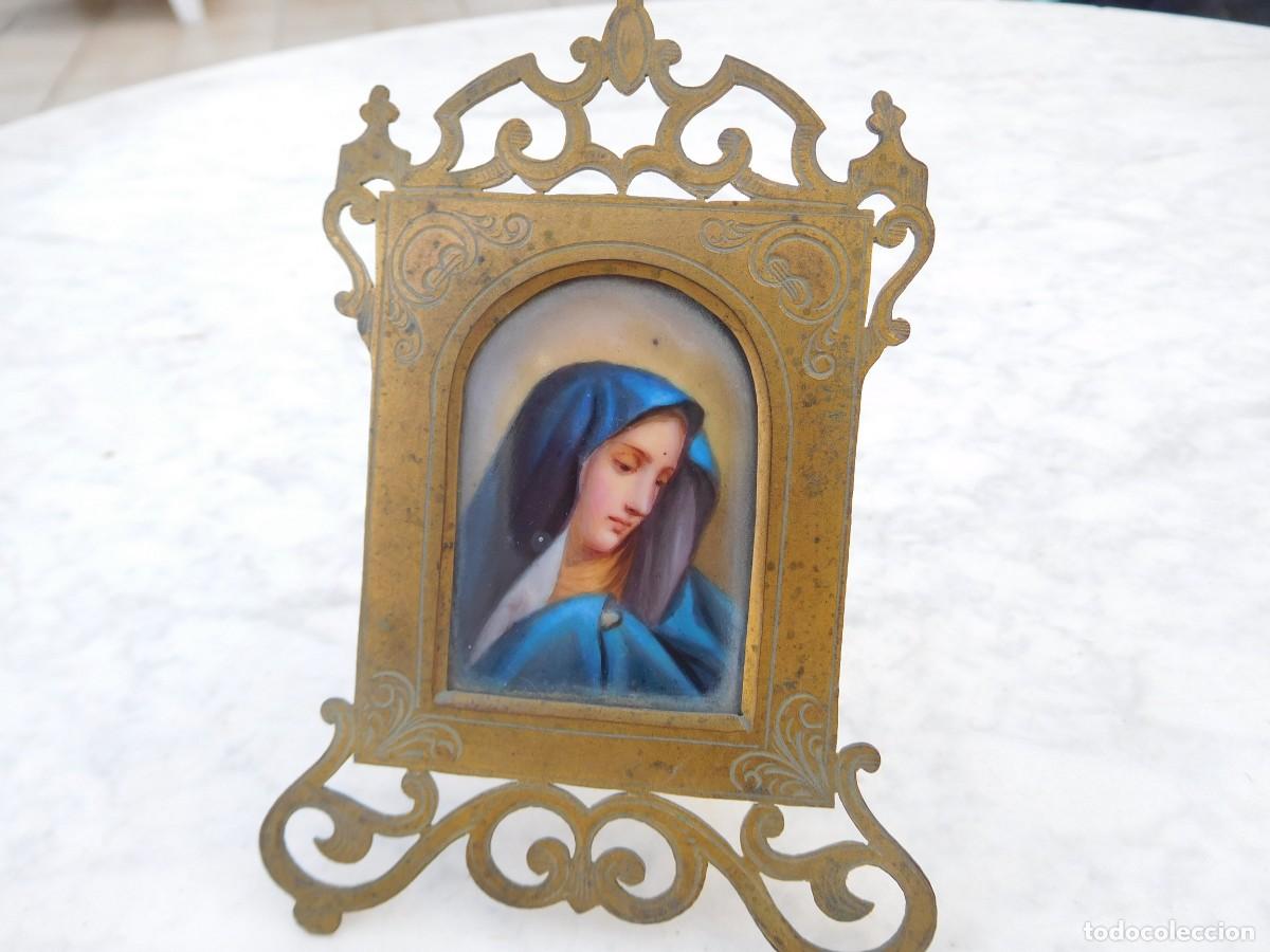 Antig&uuml;edades: Marco calado antiguo con esmalte virgen - Foto 4