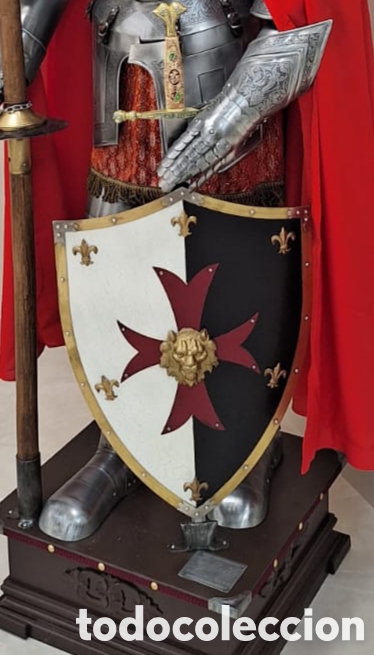 Antig&uuml;edades: Armadura completa con Alabarda ,espada y capa - Foto 3