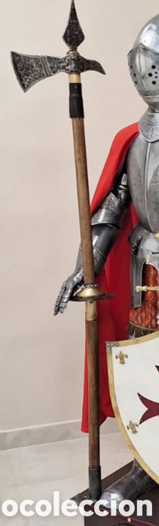 Antig&uuml;edades: Armadura completa con Alabarda ,espada y capa - Foto 5