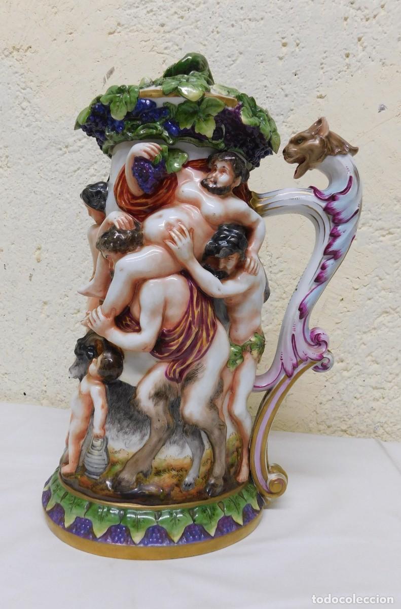 Antig&uuml;edades: JARRA DE PORCELANA CAPODIMONTE - Foto 1