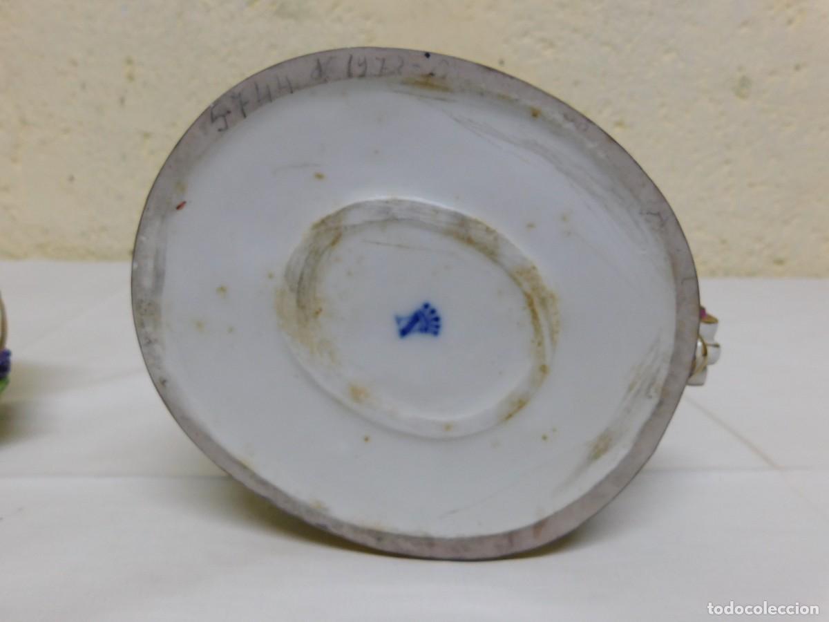 Antig&uuml;edades: JARRA DE PORCELANA CAPODIMONTE - Foto 14