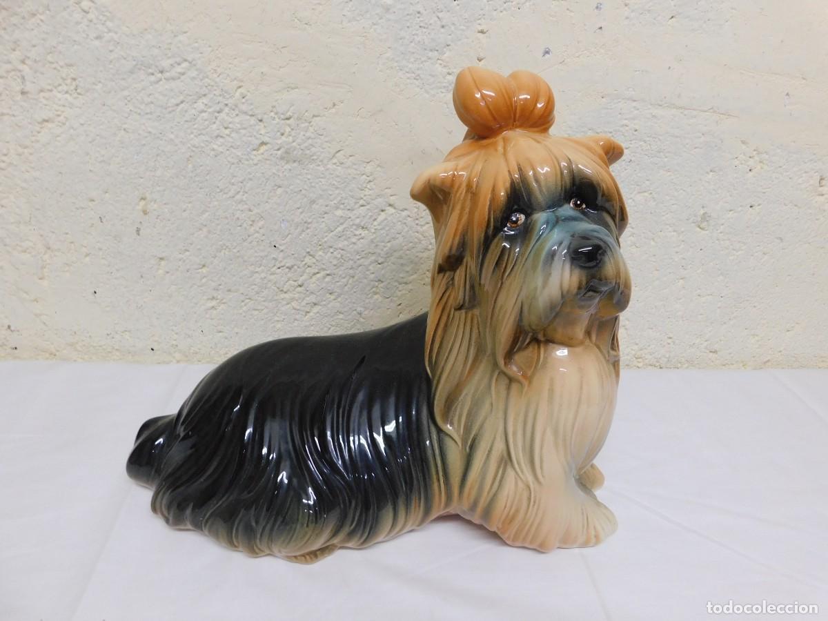 Antig&uuml;edades: PERRO DE PORCELANA HISPANIA - Foto 1