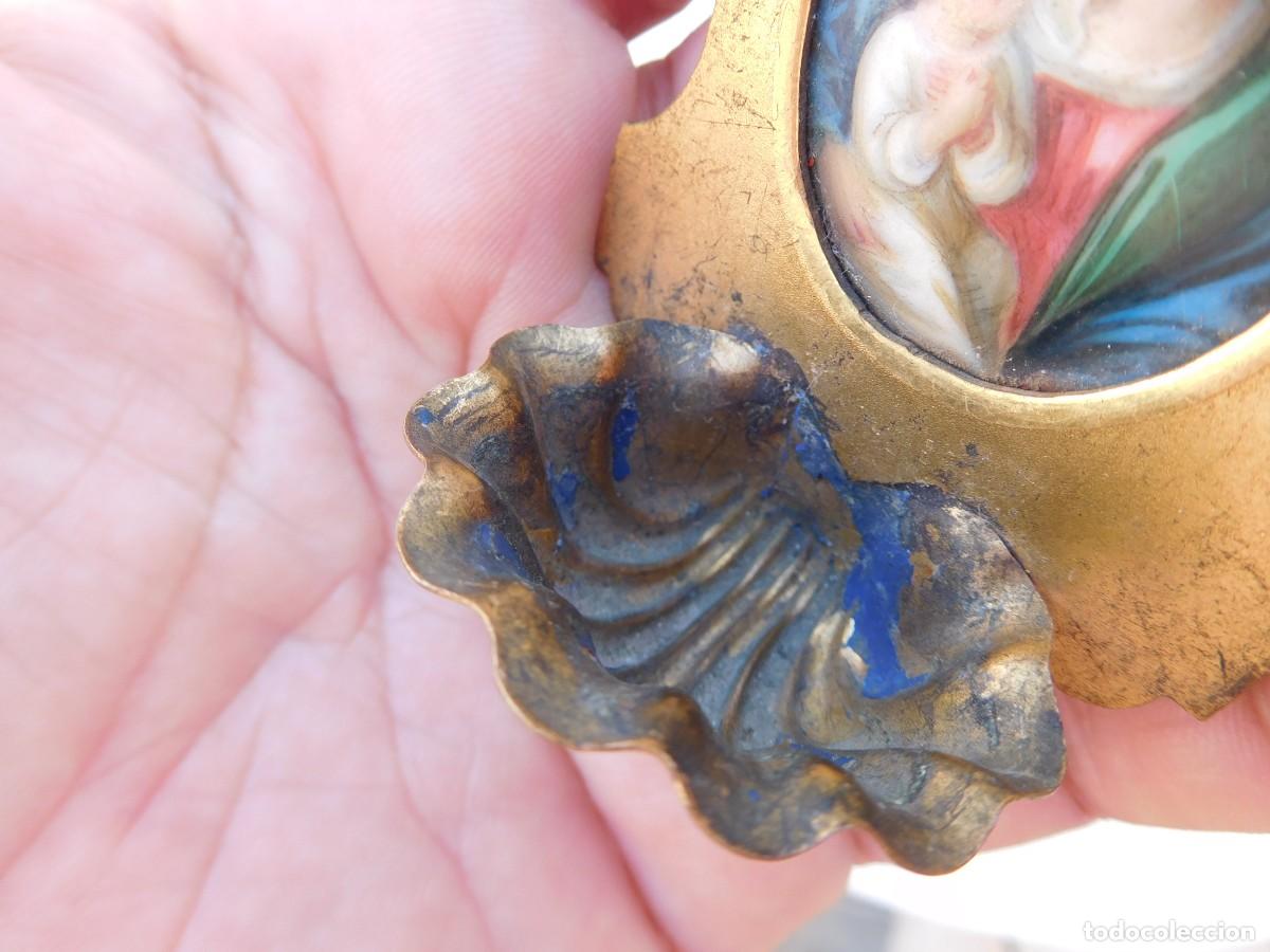 Antig&uuml;edades: Benditera antigua con esmalte - Foto 6