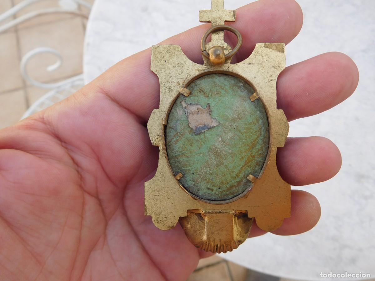 Antig&uuml;edades: Benditera antigua con esmalte - Foto 7