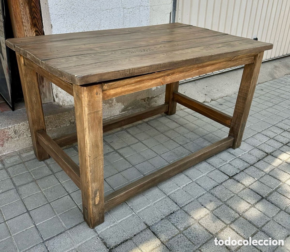Antig&uuml;edades: Antigua mesa r&uacute;stica de madera. - Foto 1