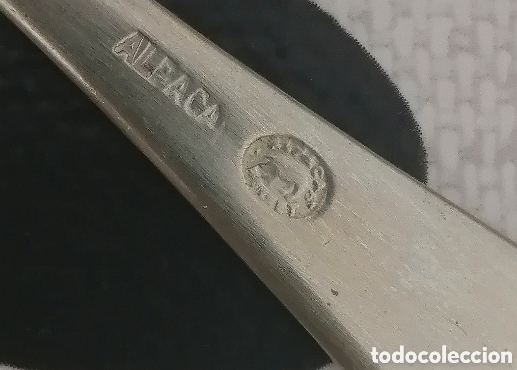 Antig&uuml;edades: 28 CUBIERTOS ALPACA, MANGO EN PUNTA O REDONDEADO - Foto 3