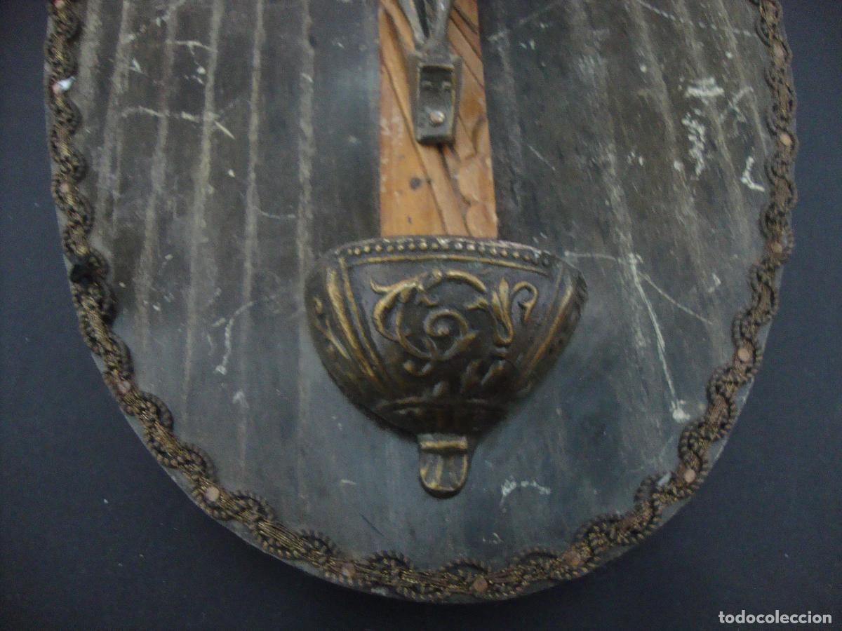 Antig&uuml;edades: ANTIGUO BENDITERO CRUCIFIJO BRONCE MADERA - Foto 3