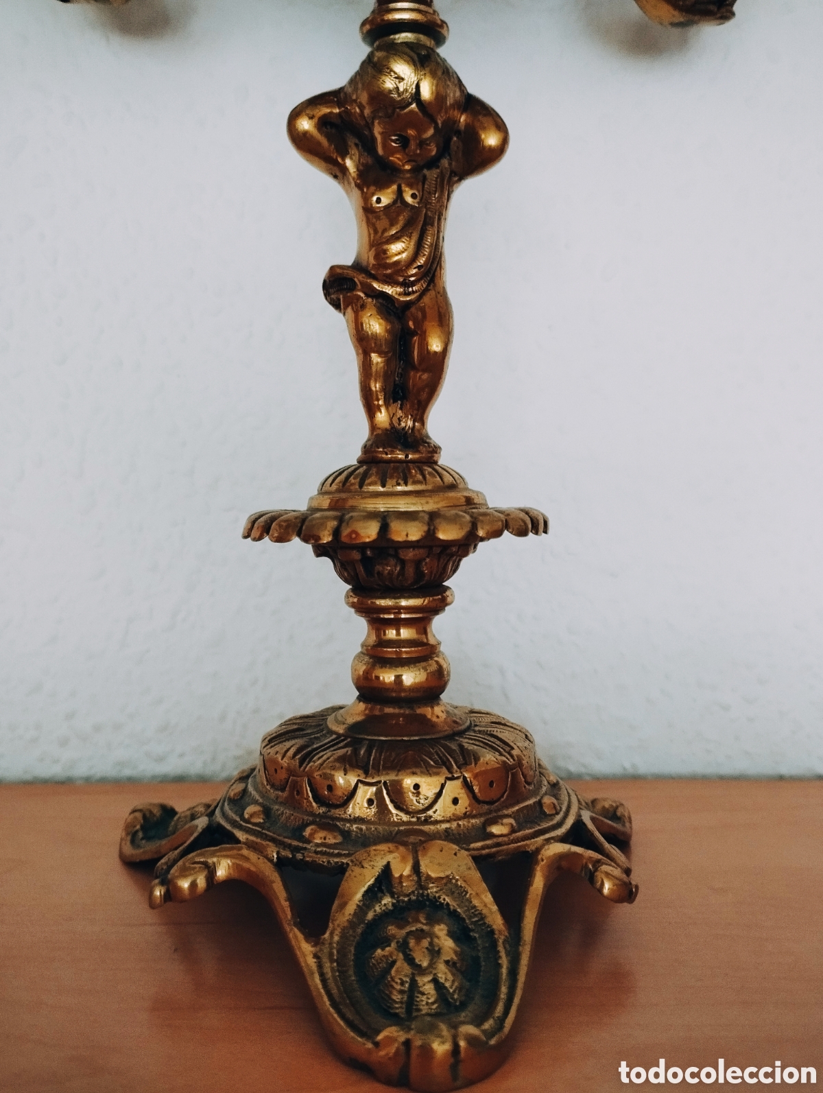 Antig&uuml;edades: Antiguos Candelabros Bronce. - Foto 4