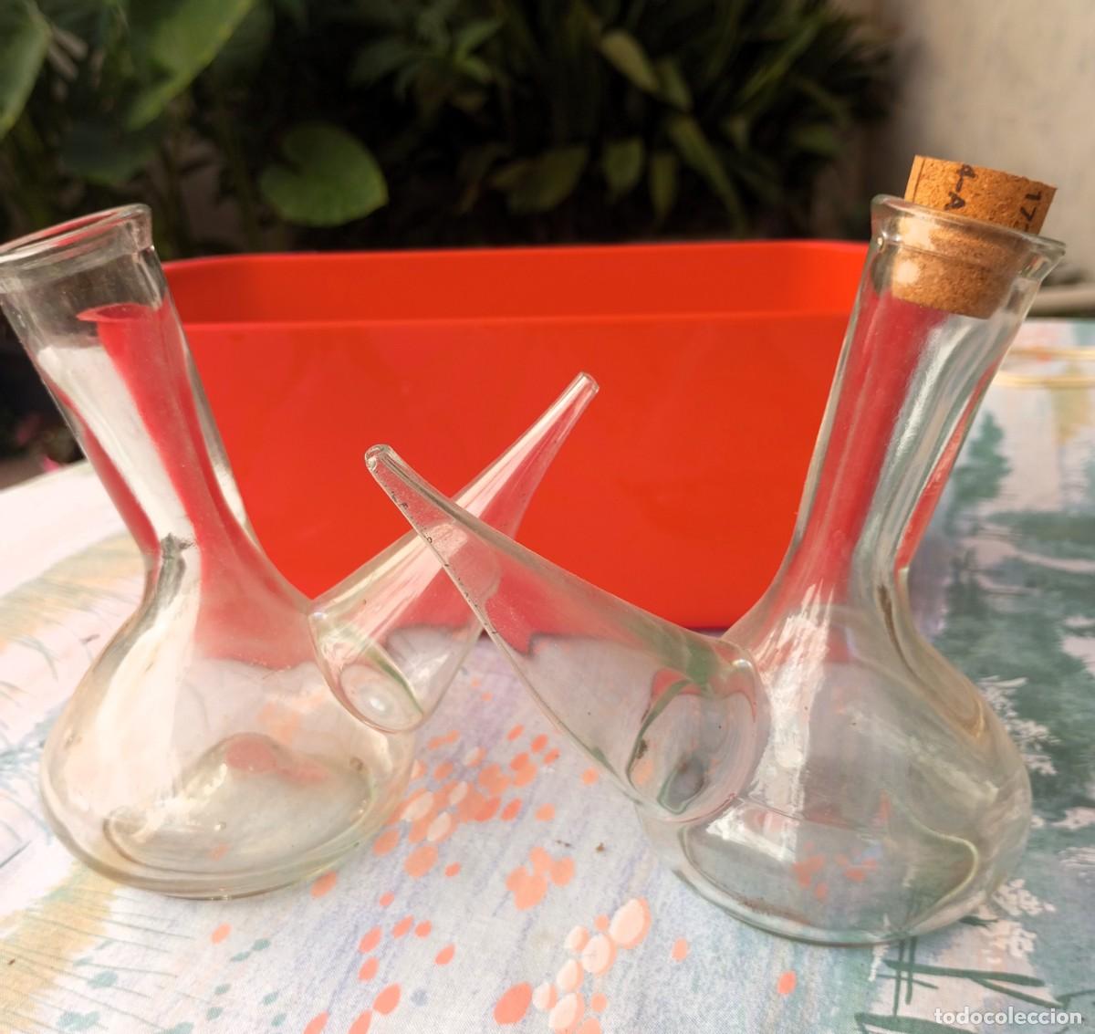 Antig&uuml;edades: 2 porrones cristal peque&ntilde;os - Foto 2