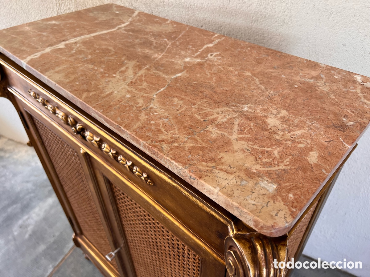 Antig&uuml;edades: Aparador tallado de madera sobredorada - Foto 7