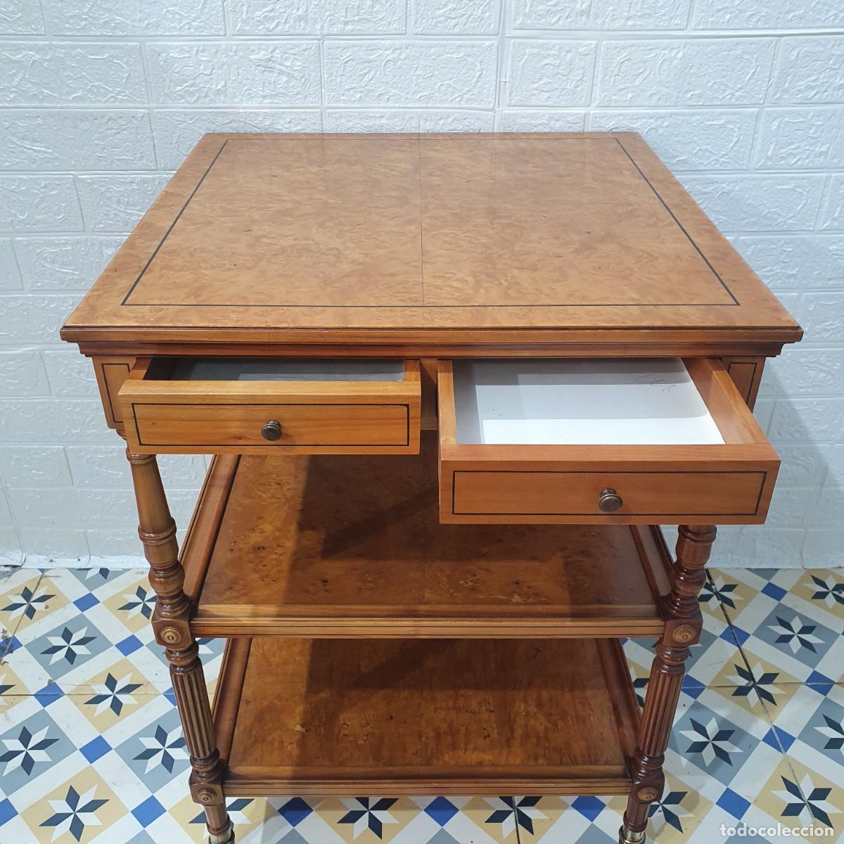 Antig&uuml;edades: Mesa auxiliar con ruedas - Foto 3