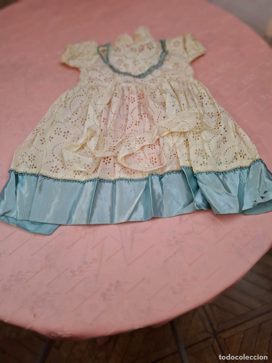 Antig&uuml;edades: VESTIDO DE RAYON, DE EPOCA, TROQUELADO - Foto 1