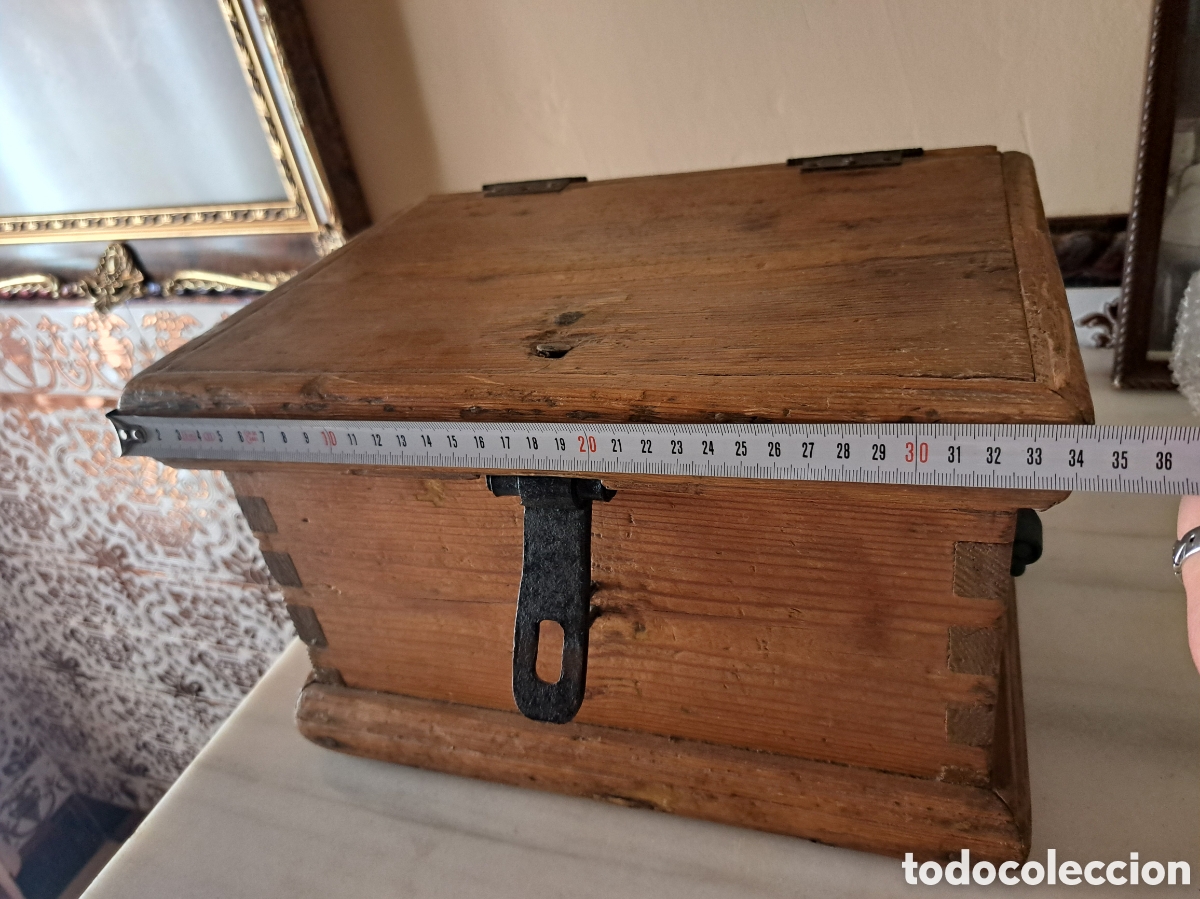 Antig&uuml;edades: Caja antigua de caudales - Foto 4
