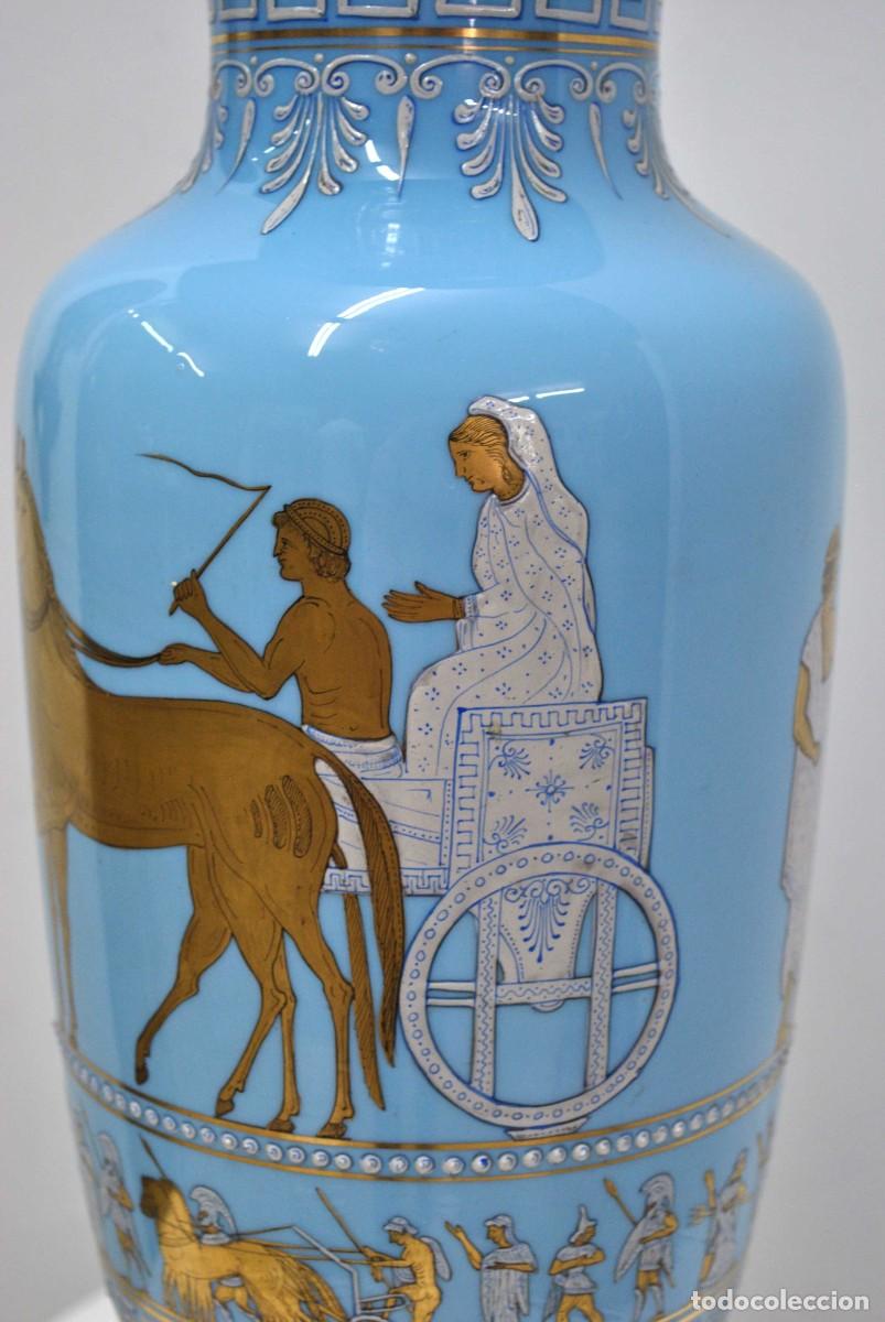Antig&uuml;edades: JARR&Oacute;N DE OPALINA CON ESCENAS MITOLOGICAS - Foto 4