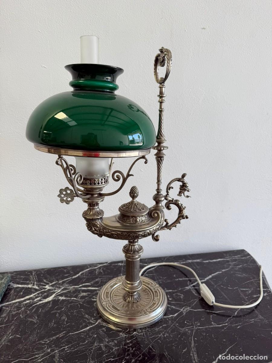 Antig&uuml;edades: Elegante l&aacute;mpara con tulipa y quinqu&eacute; - Foto 1