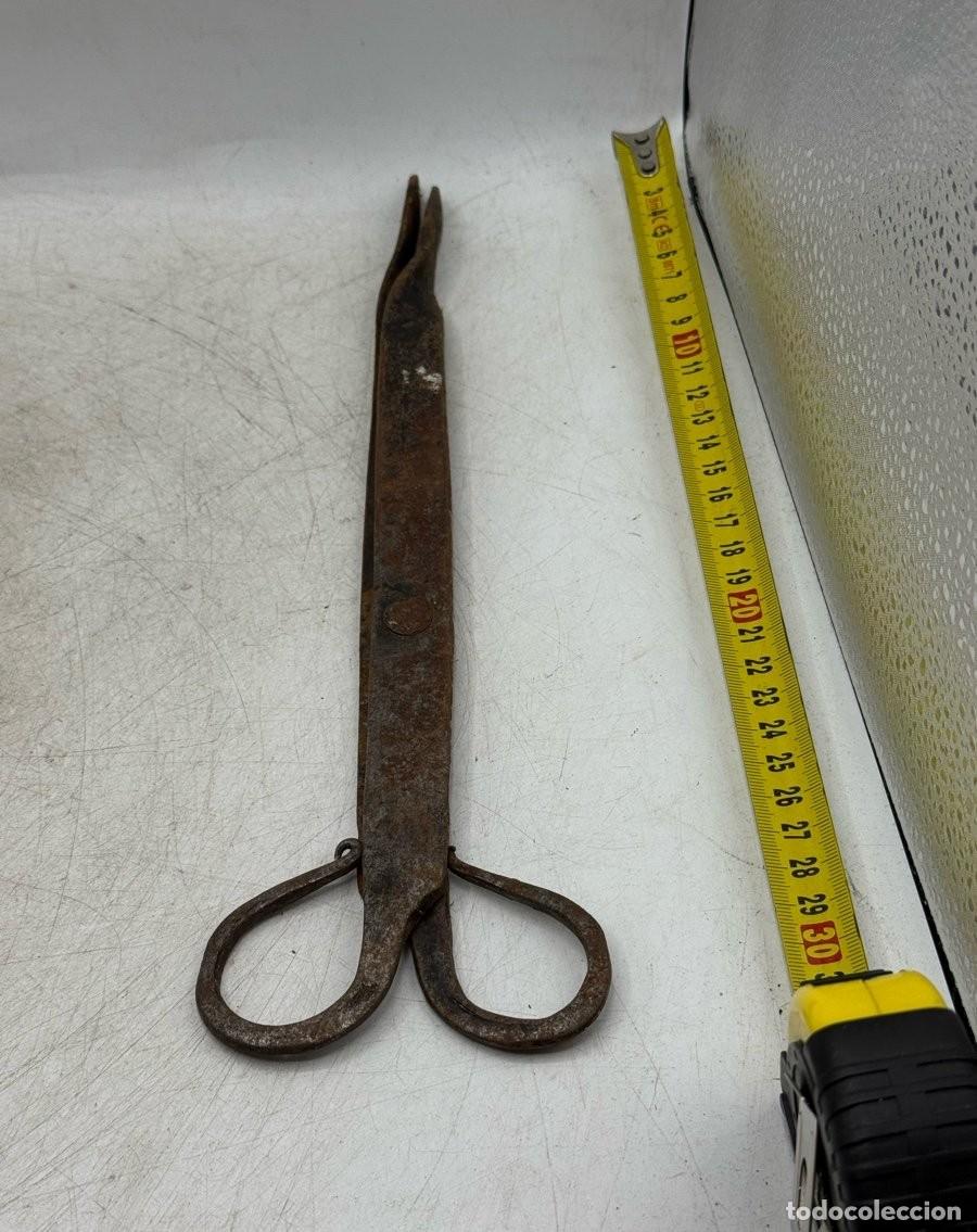 Antig&uuml;edades: ANTIGUAS PINZAS DE FORJA 32 CM. - Foto 4