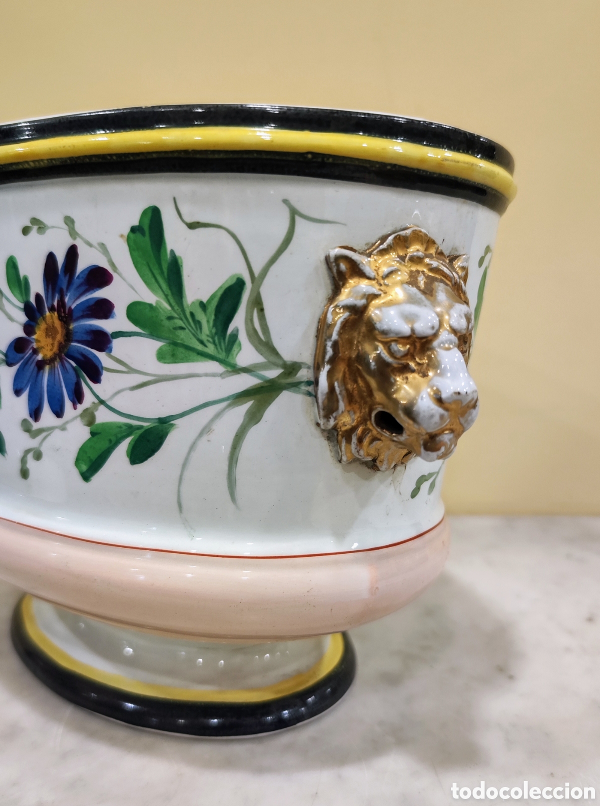 Antig&uuml;edades: Escupidera espa&ntilde;ola antigua. - Foto 5