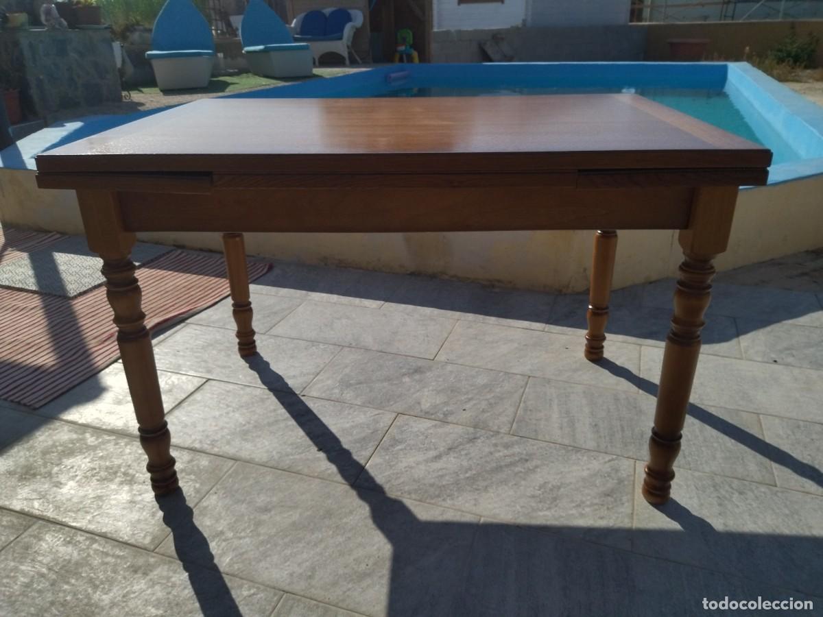 Antig&uuml;edades: Bonita mesa rectangular extensible de roble, maciza. - Foto 7
