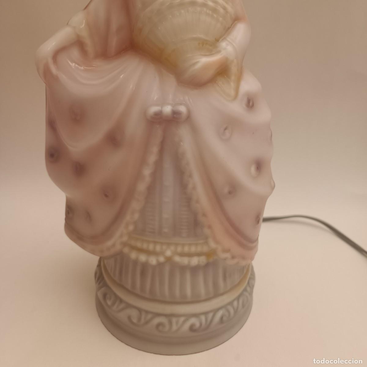 Antig&uuml;edades: ANTIGUA FIGURA- L&Aacute;MPARA EN OPALINA - Foto 16