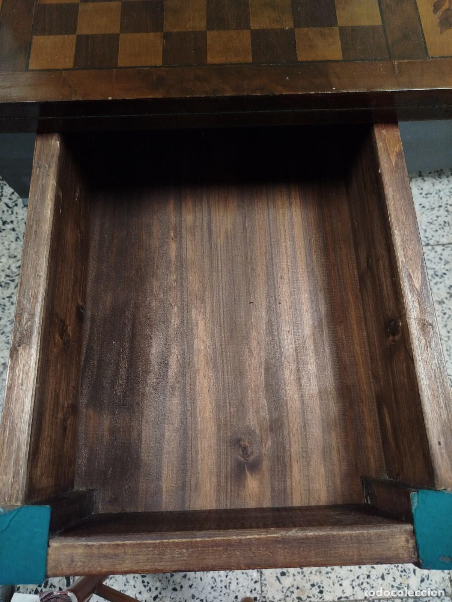 Antig&uuml;edades: MESA DE JUEGOS CON MARQUETERIA - Foto 13