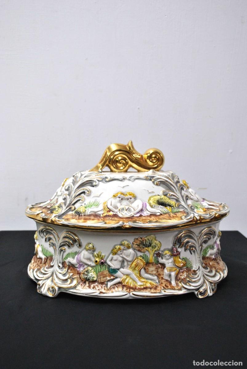 Antig&uuml;edades: SOPERA O CENTRO DE MESA CAPODIMONTE - Foto 1