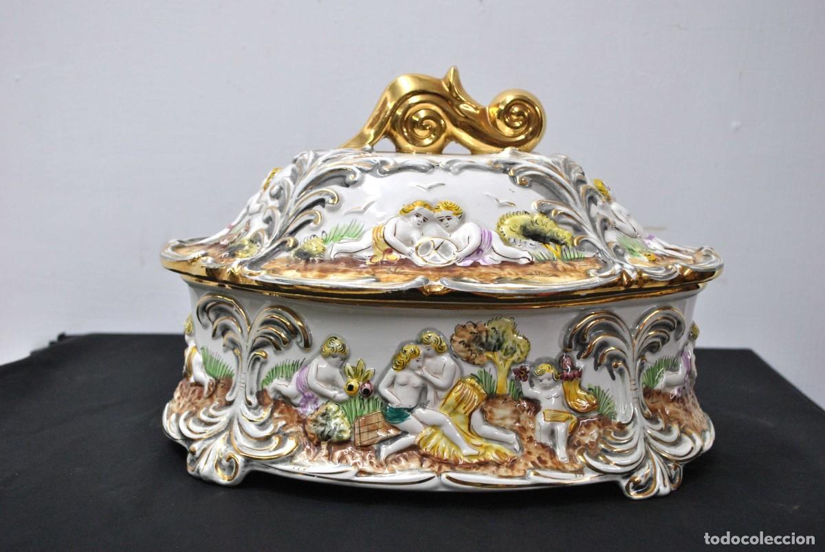 Antig&uuml;edades: SOPERA O CENTRO DE MESA CAPODIMONTE - Foto 2