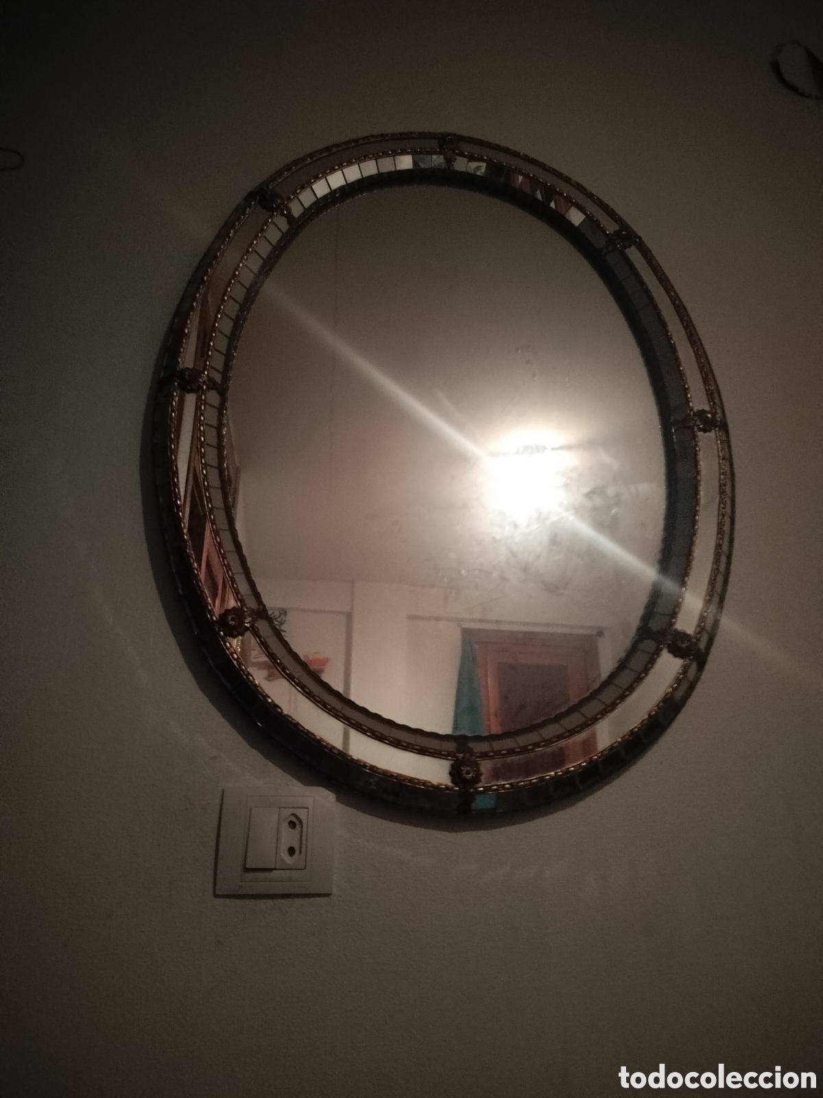 Antig&uuml;edades: 80cm/45cm. Muy bonito espejo - Foto 1