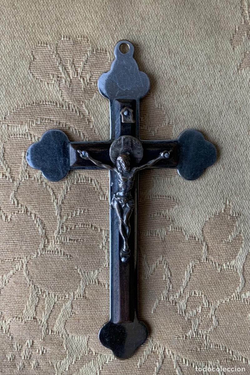 Antig&uuml;edades: CRUZ DE MADERA SOBRE METAL - Foto 2